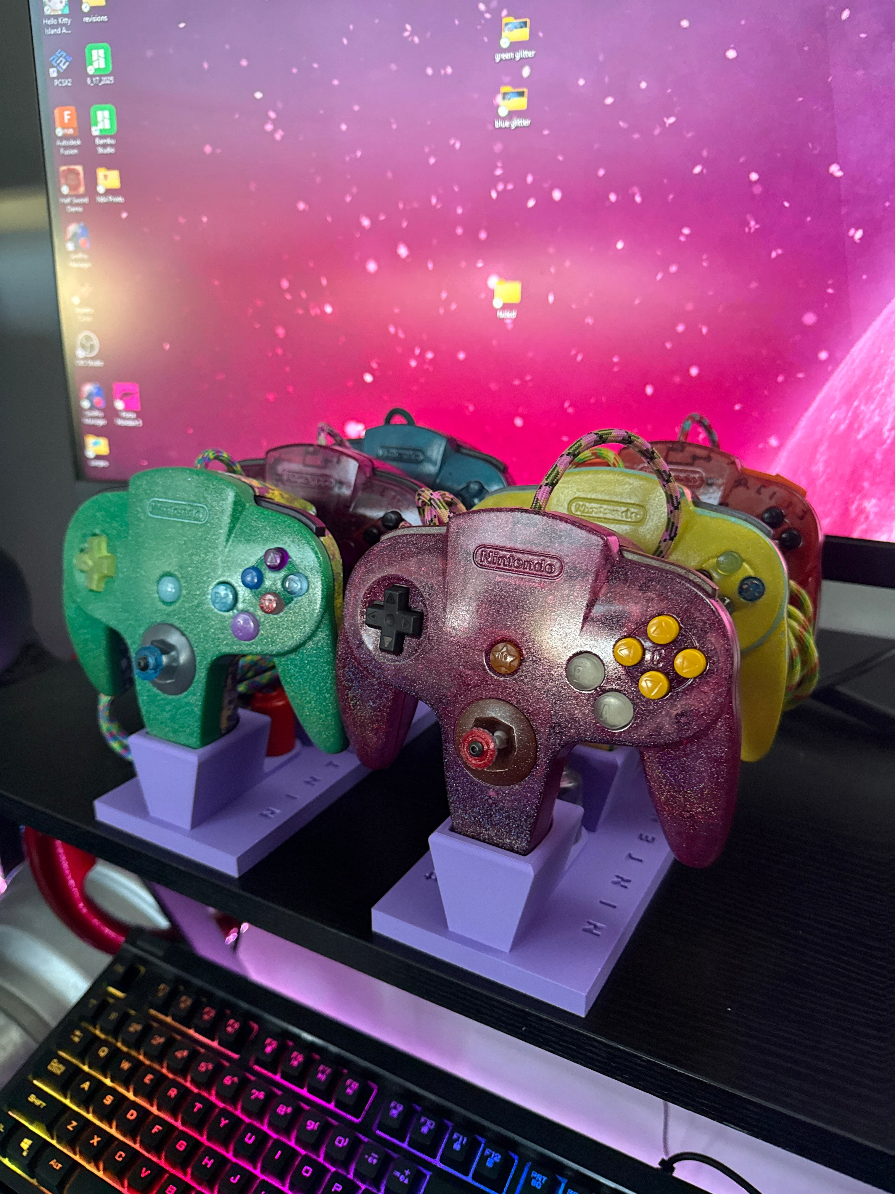 N64 Controller Stand x3